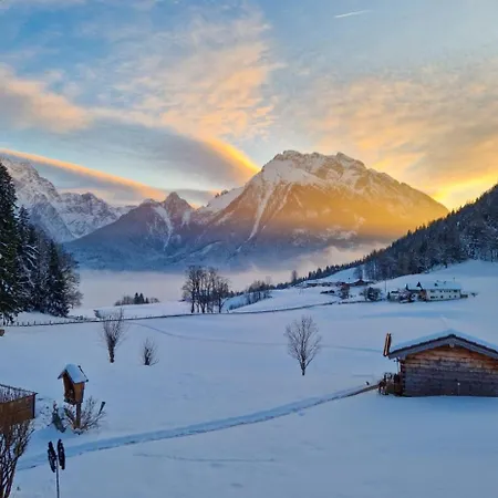 Datzmannlehen Mit Traumhaften Bergblick Und Sauna アパート
